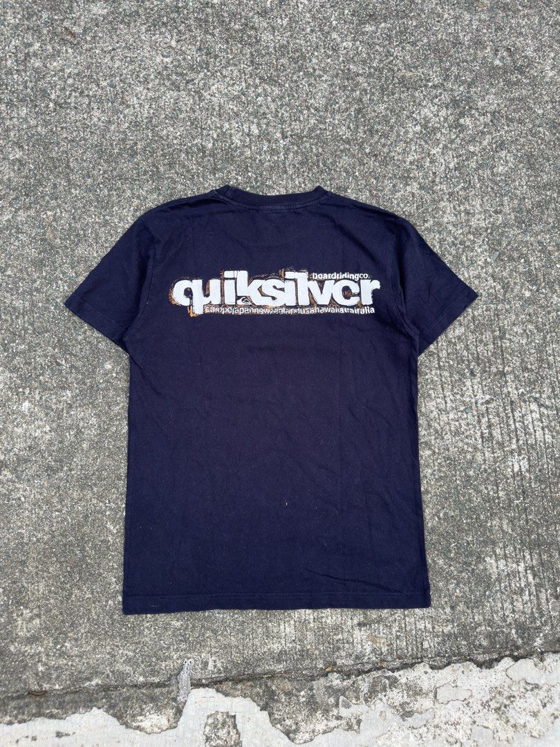 Y2K Quiksilver tee (Category: Tshirts & Polo Shirts ) located in Cavite. Submitted by brick.mnl (Listing ID 1462597541, Image 1). Description: Size Small on tag fits M-L Dimes: 19x27 Good condition No major issues .
