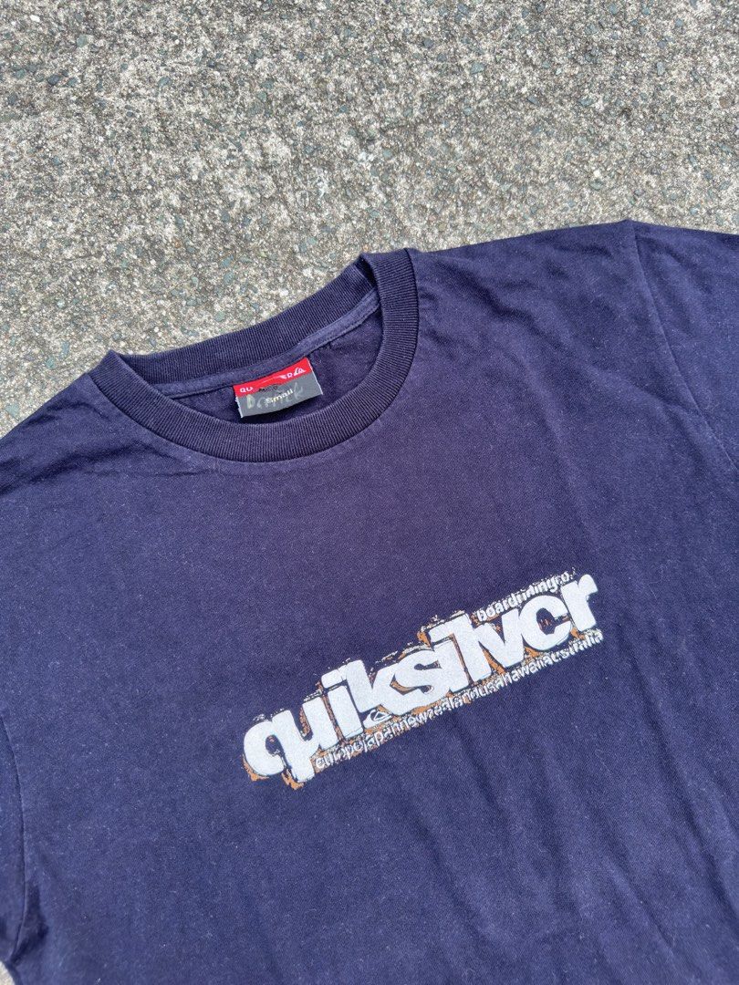 Y2K Quiksilver tee (Category: Tshirts & Polo Shirts ) located in Cavite. Submitted by brick.mnl (Listing ID 1462597541, Image 3). Description: Size Small on tag fits M-L Dimes: 19x27 Good condition No major issues .