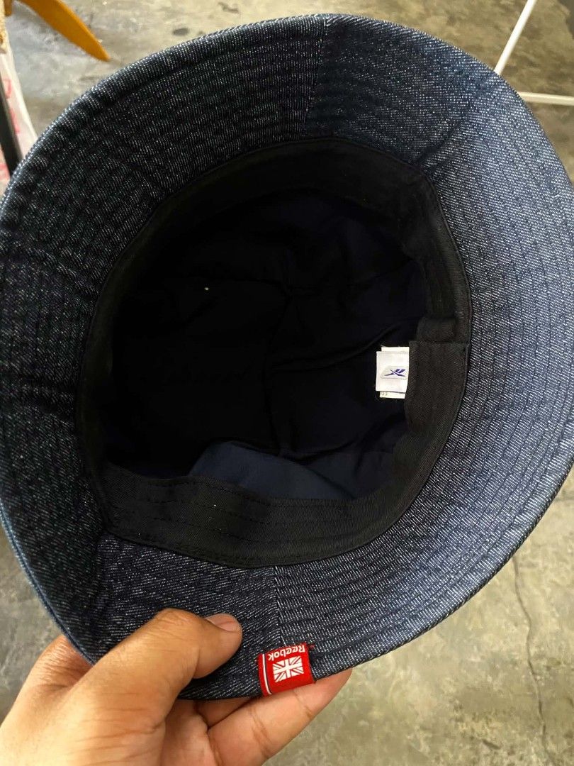 Y2k Reebok Bucket hat (Category: Caps & Hats) located in Tarlac. Submitted by dinnuh4e (Listing ID 1462648115, Image 3). Description: Y2k Reebok bucket hat Adult size No issue As new condition.