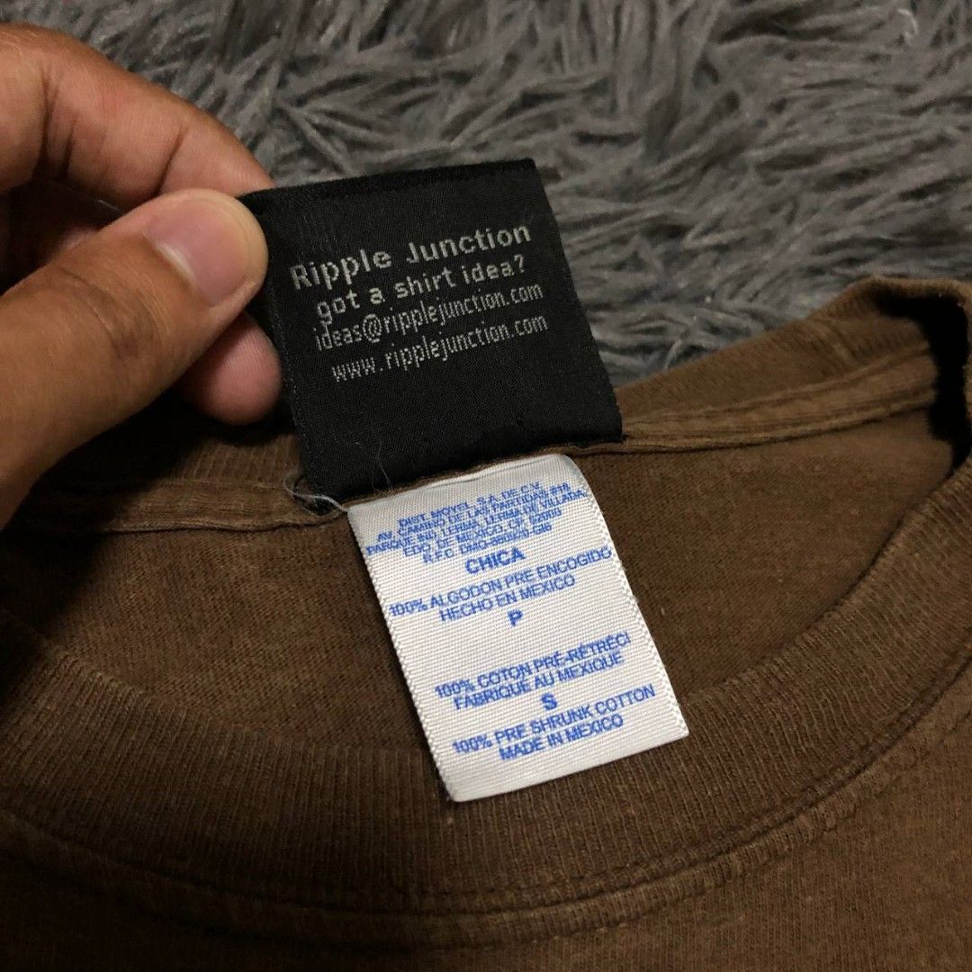 Y2k Ripple Junction Shirt (Category: Tshirts & Polo Shirts ) located in Camiling. Submitted by thriftscape2024 (Listing ID 1462562761, Image 3). Description: Excellent Condition Color rate: 9/10 Issue: mini hole Dimes: W18xL27.