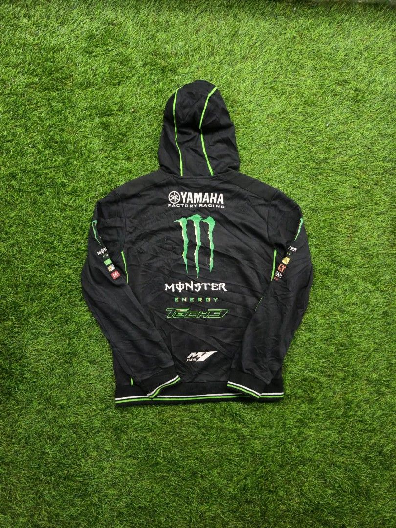YAMAHAXMONSTER JACKET (Category: Activewear) located in Quezon. Submitted by johh_sebastian (Listing ID 1462613855, Image 2). Description: YAMAHAxMONSTER ❤️ measurements/dimensions width 21.5 length 26.5 fit large.