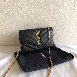 (Category: ) located in . Submitted by theskinnypetite (Listing ID 1462516603, Image 1). Description: .