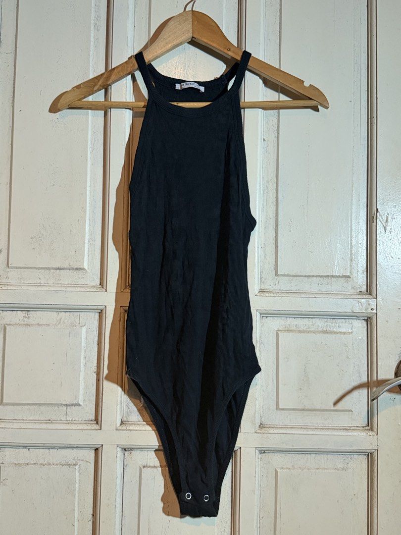 ZARA black halter bodysuit (Category: Sleeveless) located in Valenzuela. Submitted by julijulyxoxo (Listing ID 1462611201, Image 1). Description: where to find me: Facebook: Julianne Leigh (post is already up) Instagram: shop.loveandrelove (might post updates/items here too) MOP: maribank, gcash, maya MOD: J&T Express Item is unwashed. Please wash immediately before wearing!.