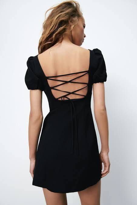 Zara Black Linen Mini Dress (Category: Dresses) located in Paranaque City. Submitted by kaescloset.18 (Listing ID 1462595662, Image 2). Description: - pls check photos for the flaw - stretchable linen - Adjustable lace-up detail at the back .