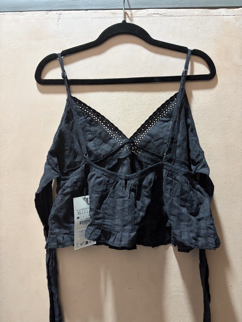 Zara Embroidered Top (Category: Blouses) located in Taguig. Submitted by house_of_petite (Listing ID 1462255664, Image 3). Description: BNWT tag Can be an outerwear for a white top. Cotton material Can’t find the exact photo on the web but first photo is just an inspo only. .
