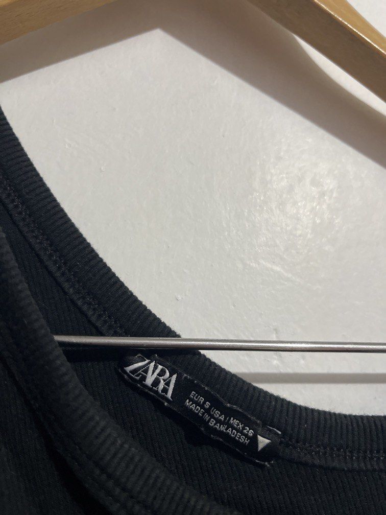 ZARA ONE SHOULDER FITTED BODYCON SIZE SMALL (Category: Dresses) located in Makati City. Submitted by girlydy (Listing ID 1462644706, Image 2). Description: .