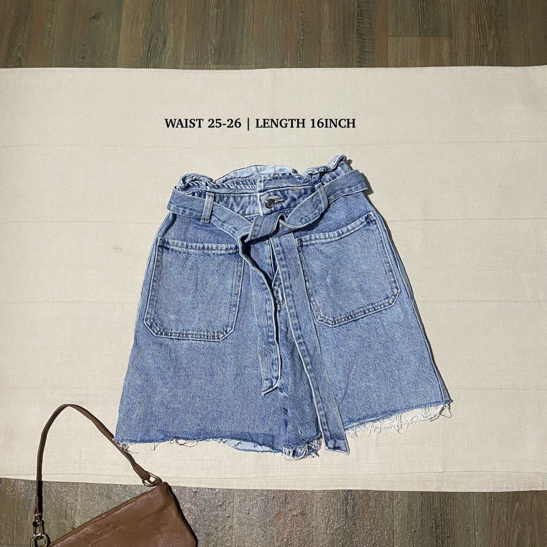 Zara paper bag denim short (Category: Shorts) located in Malaybalay. Submitted by thriftfindsbyshei (Listing ID 1462671438, Image 1). Description: .