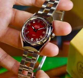 （分類：）位於 。 由 watch.gen 提交（商品編號 1459519663，圖片 1）。簡介： 。