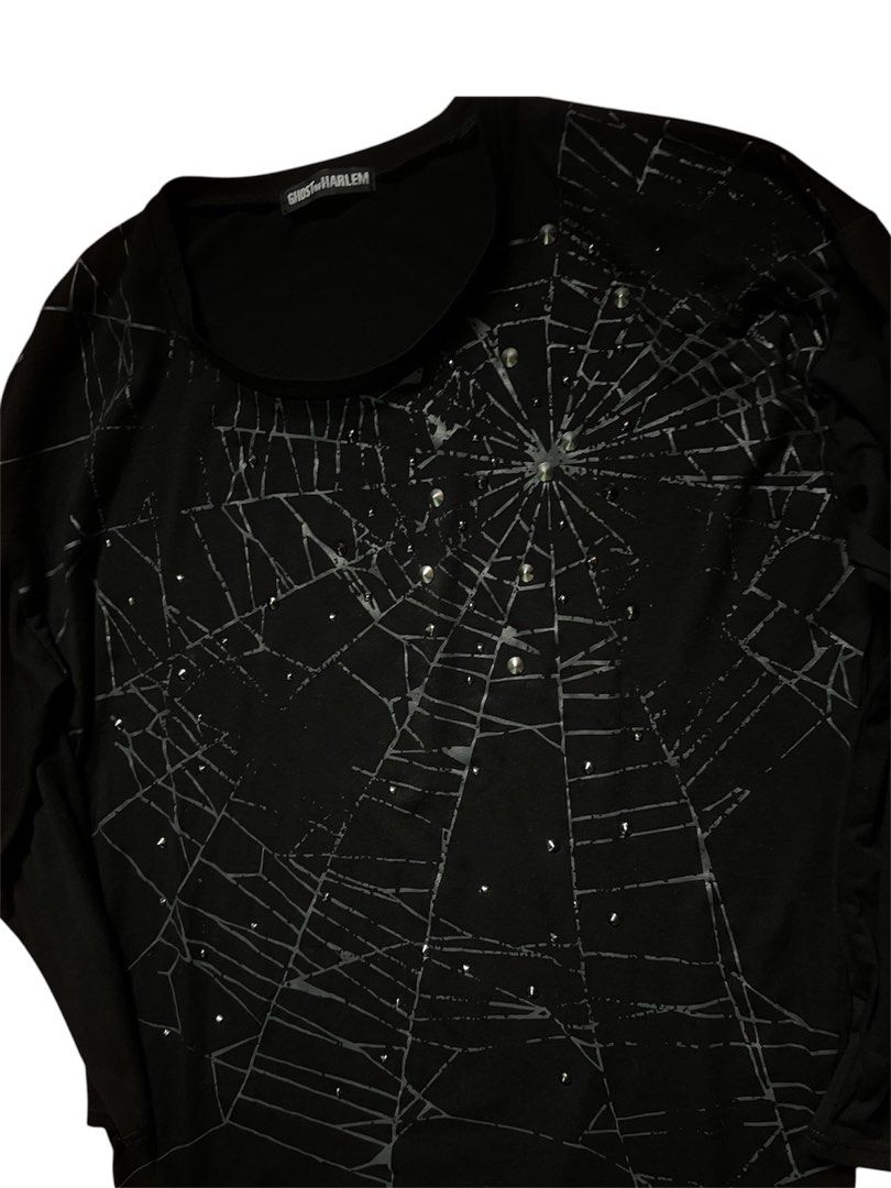 00s ghost of harlem - spiderweb studded (Category: Tshirts & Polo Shirts ) located in Lucena. Submitted by netnyahyo (Listing ID 1462876034, Image 2). Description: 27 length 20 width.