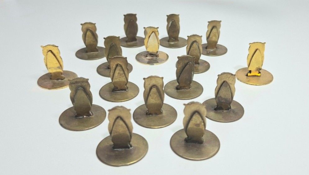 16 pcs Owl Place Card Holders (Category: Cookware & Accessories) located in Makati City. Submitted by archaic532shop (Listing ID 1462753619, Image 3). Description: ◾️Approximate Dimensions H-3cm Dia-3cm (base) IMPORTANT NOTES: • Clients with OFFERS will be prioritized. • Selling in “As Is “condition (no warranty or guarantees) Accept all flaws before and after purchase. No returns. No exchange of items. • All items are pre-owned unless declared N