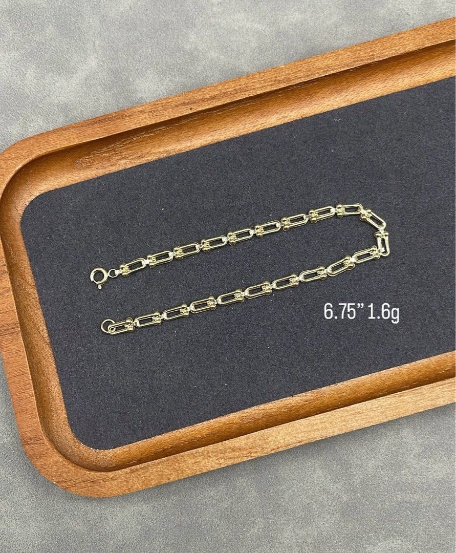 18K GOLD PAPERCLIP BRACELET (Category: Bracelets) located in Manila. Submitted by missielle (Listing ID 1462827566, Image 3). Description: Follow us on IG: @everydaygolds.
