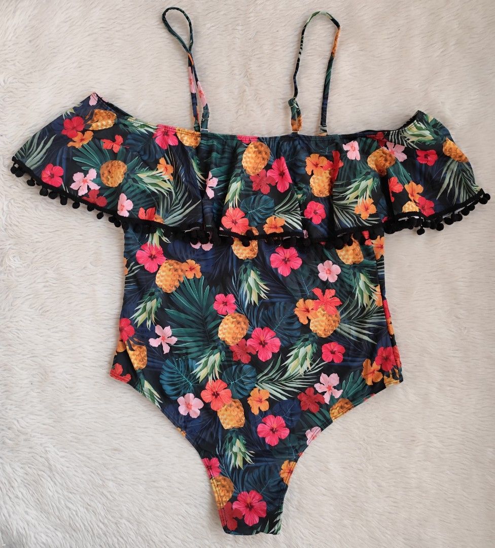 (1XL) Shein Plus Size Swimsuit (Category: Bikinis & Swimsuits) located in Paranaque City. Submitted by tanz2014 (Listing ID 1462711680, Image 3). Description: 🥀𝐏𝐋𝐔𝐒 𝐒𝐈𝐙𝐄 𝐒𝐖𝐈𝐌𝐖𝐄𝐀𝐑🥀 🌻Like New🌻 🌼Brand: SHEIN ➡️Padded 🌸Size: 1XL 💸Mine: P250 🔺All Items are PRELOVED in good condition. 🔺Please do manage your expectations. 🔺WASH before USE‼️ 🔺BUY at your own RISK‼️ ❌NO RETURN, NO EXCHANGE POLICY❌ 🚫BOGUS BUYER/JOY RESERVER will