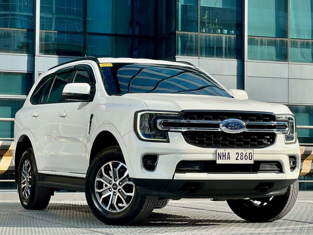 2023 Ford Everest Trend Auto (Category: Used Cars) located in Makati City. Submitted by carlbonnevie17 (Listing ID 1462721261, Image 2). Description: 2023 Ford Everest Trend 4x2 2.0 Turbo Diesel Automatic Price - 1,418,000 Php only! ✅Cash is Accepted! ✅Trade in is Accepted! All In Financing Estimate 20%DP - 252,000 Php 2yrs - Php 71,000 3yrs - Php 51,000 4yrs - Php 42,000 5yrs - Php 38,000 Chattel and Insurance Included Ground floor, Valero Car P