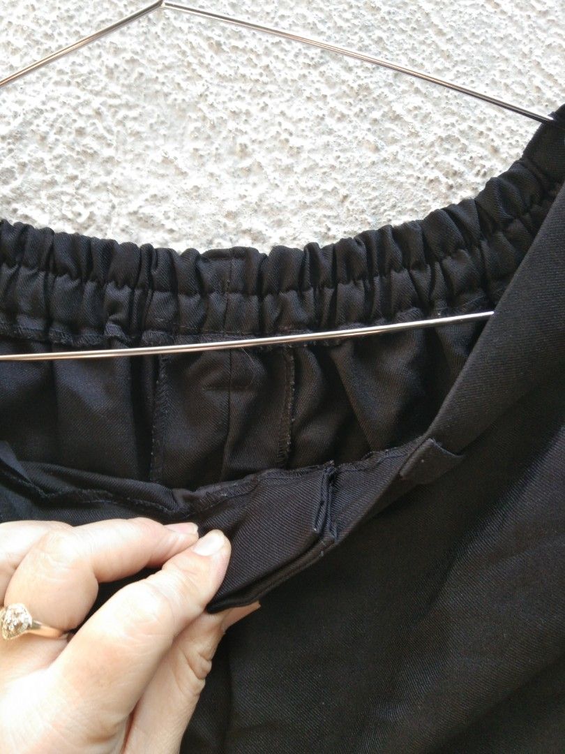 28 waist 35 length black slack (Category: Babies & Kids Fashion) located in Quezon City. Submitted by eidorableshop (Listing ID 1462697144, Image 2). Description: .