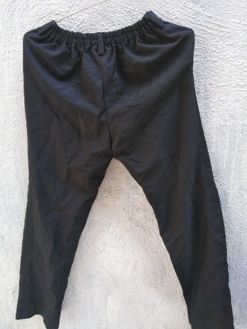 28 waist 35 length black slack (Category: Babies & Kids Fashion) located in Quezon City. Submitted by eidorableshop (Listing ID 1462697144, Image 3). Description: .