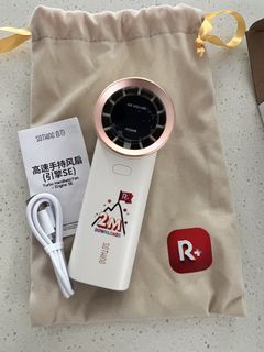 （分類：）位於 。 由 lilycalum 提交（商品編號 1462769978，圖片 1）。簡介： 。
