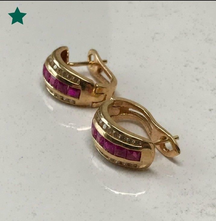 2ct Ruby and Diamond clip earrings 14kgold (Category: Earrings) located in Manila. Submitted by jewel808 (Listing ID 1462719519, Image 3). Description: 2ct Ruby and Diamond clip earrings 14kgold.