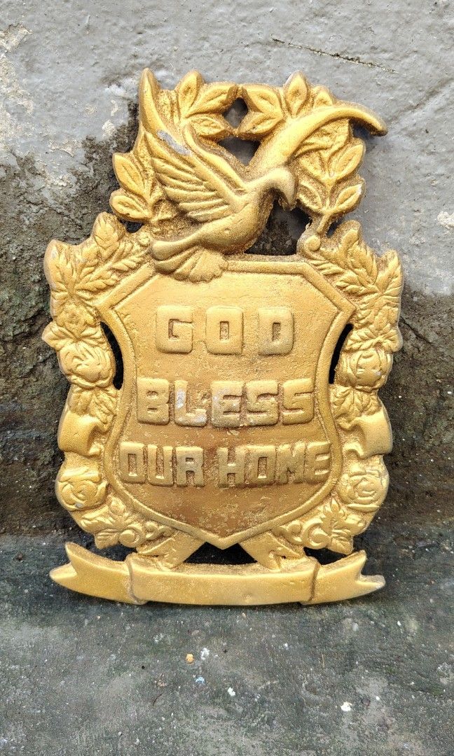 2pcs vintage godbless (Category: Vintage Collectibles) located in Caloocan City. Submitted by zenmountain-d8b1c0 (Listing ID 1462686720, Image 1). Description: 2800 2pcs.