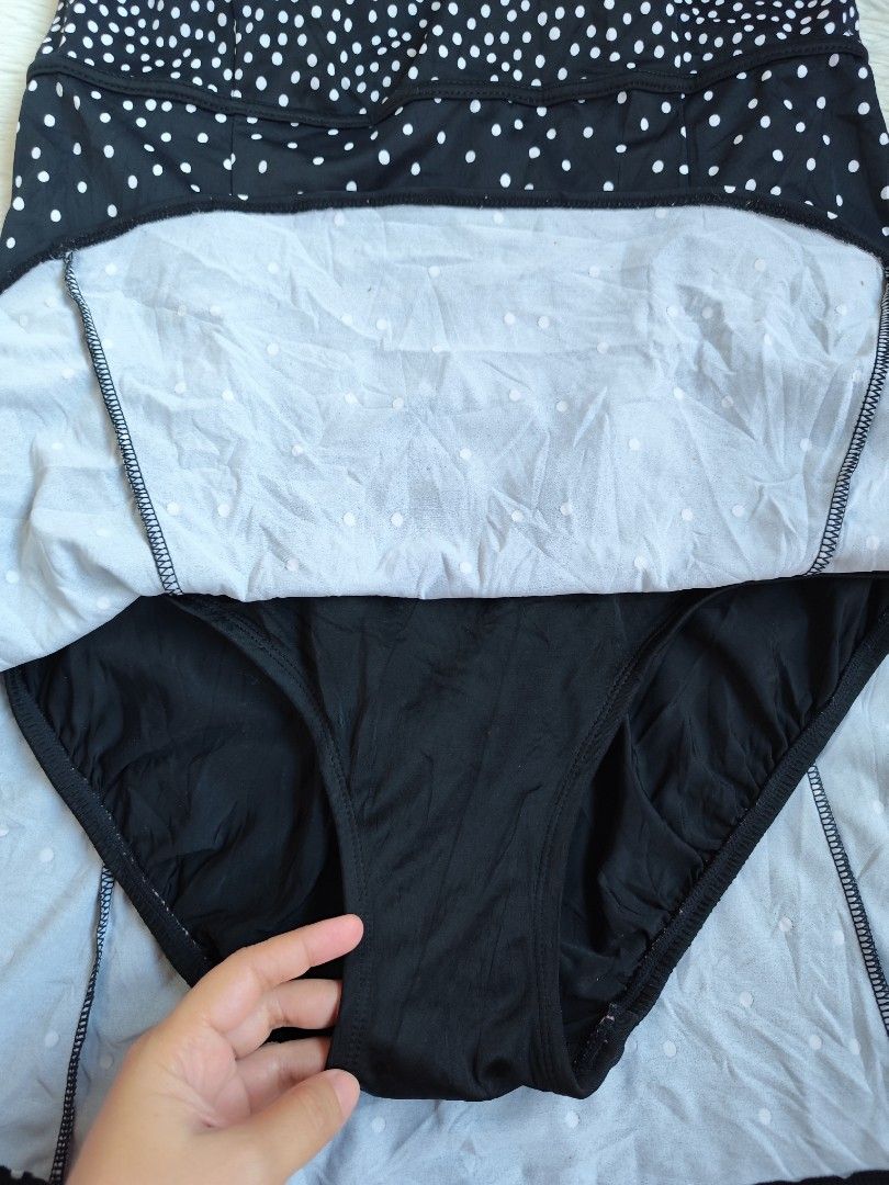 (2XL) Robby Len Plus Size Swim Dress (Category: Bikinis & Swimsuits) located in Paranaque City. Submitted by tanz2014 (Listing ID 1462710982, Image 2). Description: 🥀𝐏𝐋𝐔𝐒 𝐒𝐈𝐙𝐄 𝐒𝐖𝐈𝐌𝐖𝐄𝐀𝐑🥀 🌻Like New🌻 🌼Brand: ROBBY LEN ➡️Built in Pad 🌸Size: 2XL 💸Mine: P380 🔺All Items are PRELOVED in good condition. 🔺Please do manage your expectations. 🔺WASH before USE‼️ 🔺BUY at your own RISK‼️ ❌NO RETURN, NO EXCHANGE POLICY❌ 🚫BOGUS BUYER/J