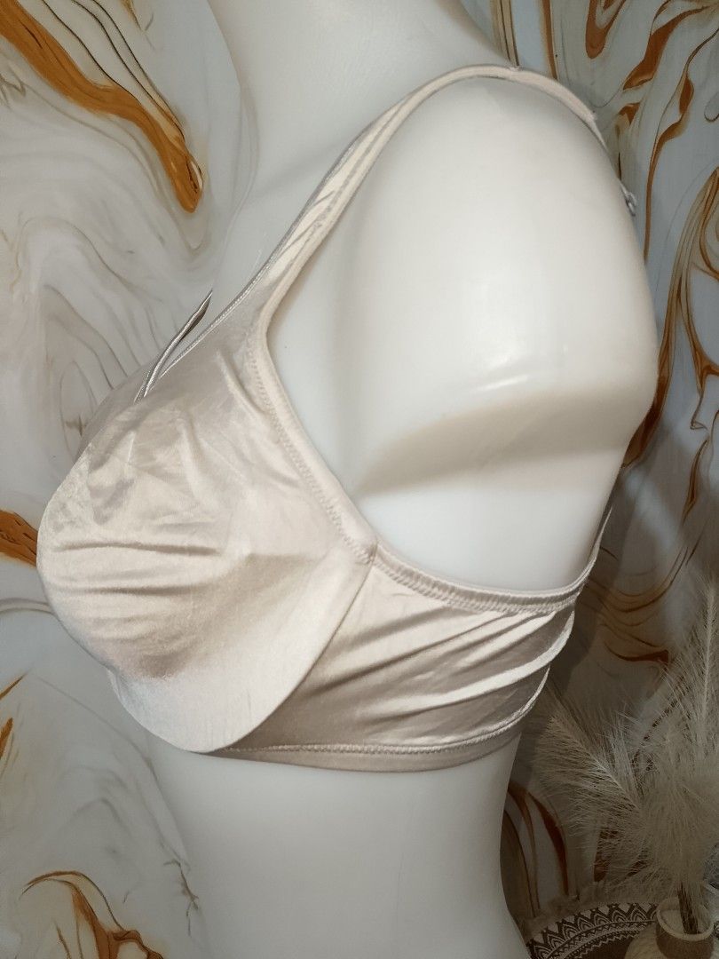 38c OLGA Comfortable Beige Full Coverage Bra no pads with underwire (Category: Undergarments & Loungewear) located in Manila. Submitted by truecrystal-1407 (Listing ID 1462813288, Image 2). Description: - Smooth beige bra - Full coverage for excellent support - Adjustable straps and back closure for a custom fit - Comfortable for everyday wear - A versatile basic for any wardrobe.