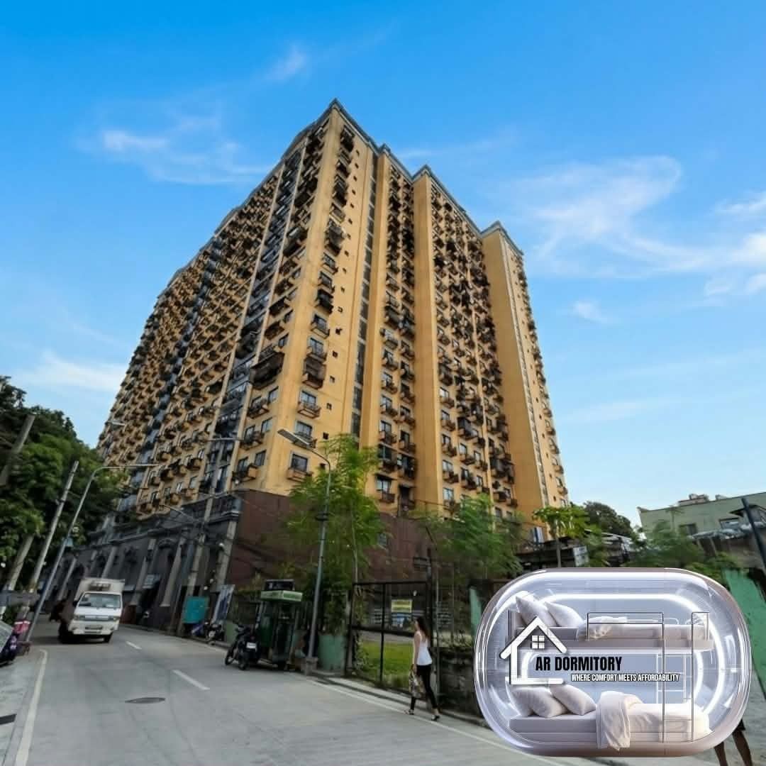 4 PAX CONDO BEDSPACE (Category: Room Rentals) located in Manila. Submitted by ar_dormitory (Listing ID 1462779347, Image 1). Description: 4-PAX CONDO BEDSPACE Male & Female (Separate Units) NOT SOLO NOT COUPLE WALA SOLO ROOM --- 💰 Monthly Rates 🌬️ FAN UNIT 🛏️ Upper Bed – ₱4,500 /Per Bed 🛏️ Lower Bed – ₱5,000 / Per Bed ❄️ A/C UNIT 🛏️ Upper Bed – ₱5,500 / Per Bed 🛏️ Lower Bed – ₱6,000 / Per Bed ✅ ALL-IN INCLUSIONS • Electricity • Water • High