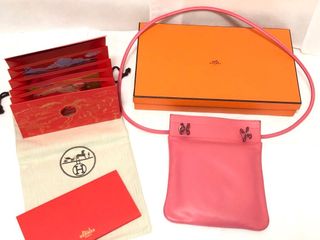 （分類：）位於 。 由 januaryjanuary11 提交（商品編號 1462812671，圖片 1）。簡介： 。