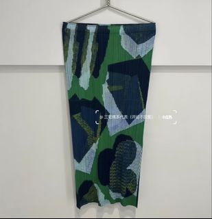 （分類：）位於 。 由 h.luxury 提交（商品編號 1462830672，圖片 1）。簡介： 。