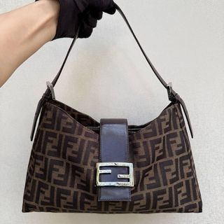 (Category: ) located in . Submitted by millenlavish_outlet (Listing ID 1462756188, Image 1). Description: .