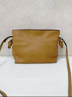 (Category: ) located in . Submitted by millenlavish_outlet (Listing ID 1462757528, Image 1). Description: .