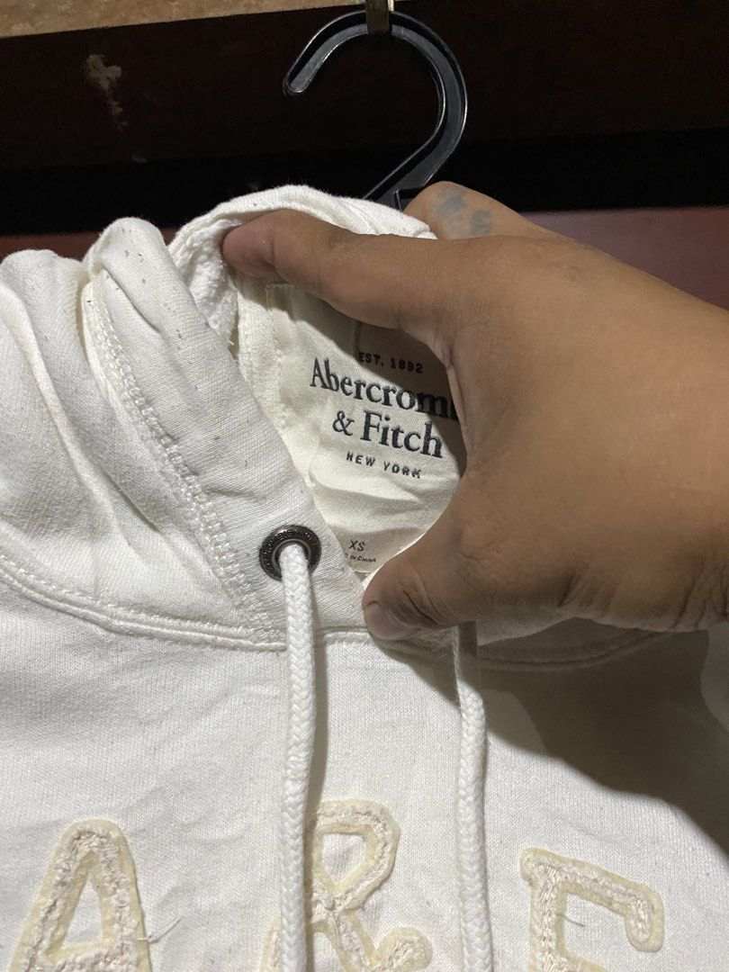 Abercrombie & Fitch y2k jackets (Category: Coats, Jackets and Outerwear) located in Malaybalay. Submitted by marjurielo67547 (Listing ID 1462743969, Image 2). Description: .