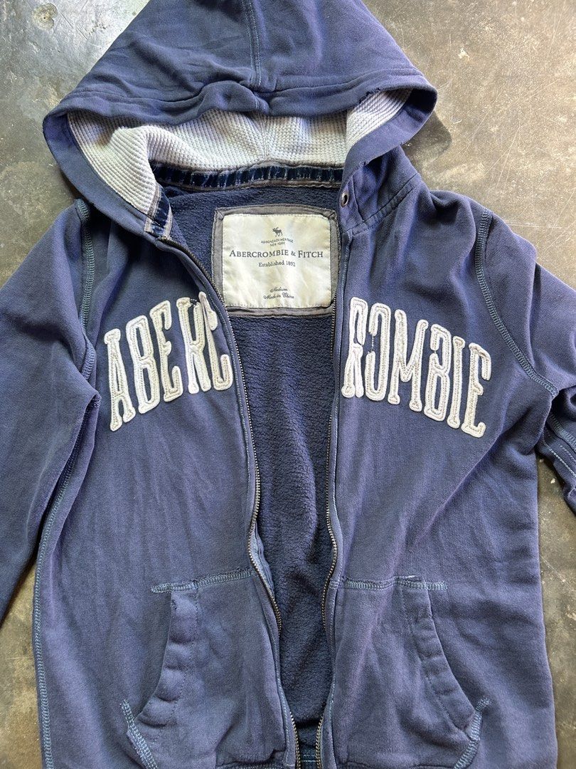 abercrombie zip up (Category: Announcements) located in Tuguegarao City. Submitted by xid.dexo (Listing ID 1462790341, Image 2). Description: .