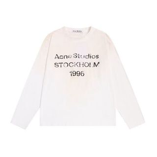 (Category: ) located in . Submitted by thrifted.bymilo (Listing ID 1462825526, Image 1). Description: .