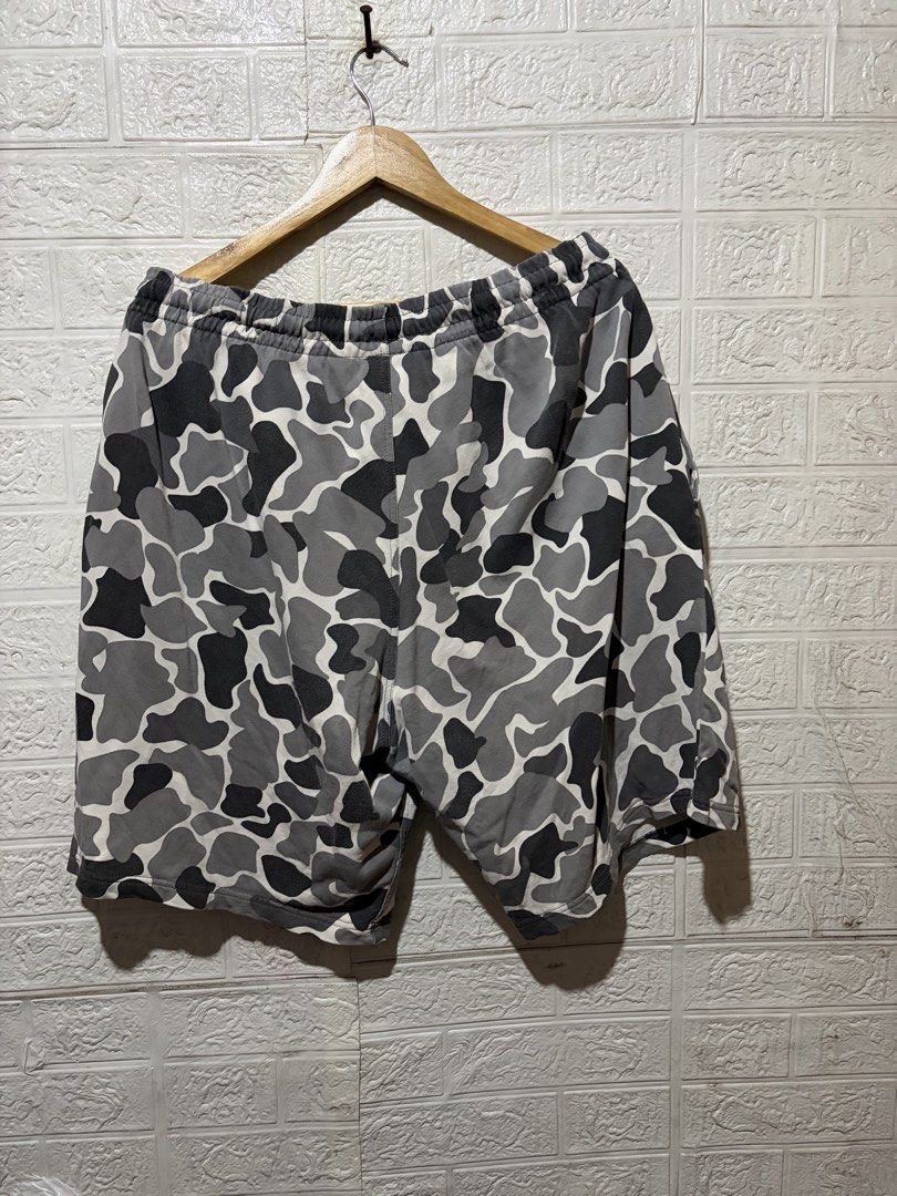 ADIDAS CAMOU SHORT (Category: Shorts) located in Quezon City. Submitted by chraliskyutie (Listing ID 1462794866, Image 3). Description: ADIDAS CAMOU SHORT W 34 to 40 L 21 LO 13.5 Color Rate 9/10 Excellent Condition no issue 450 .
