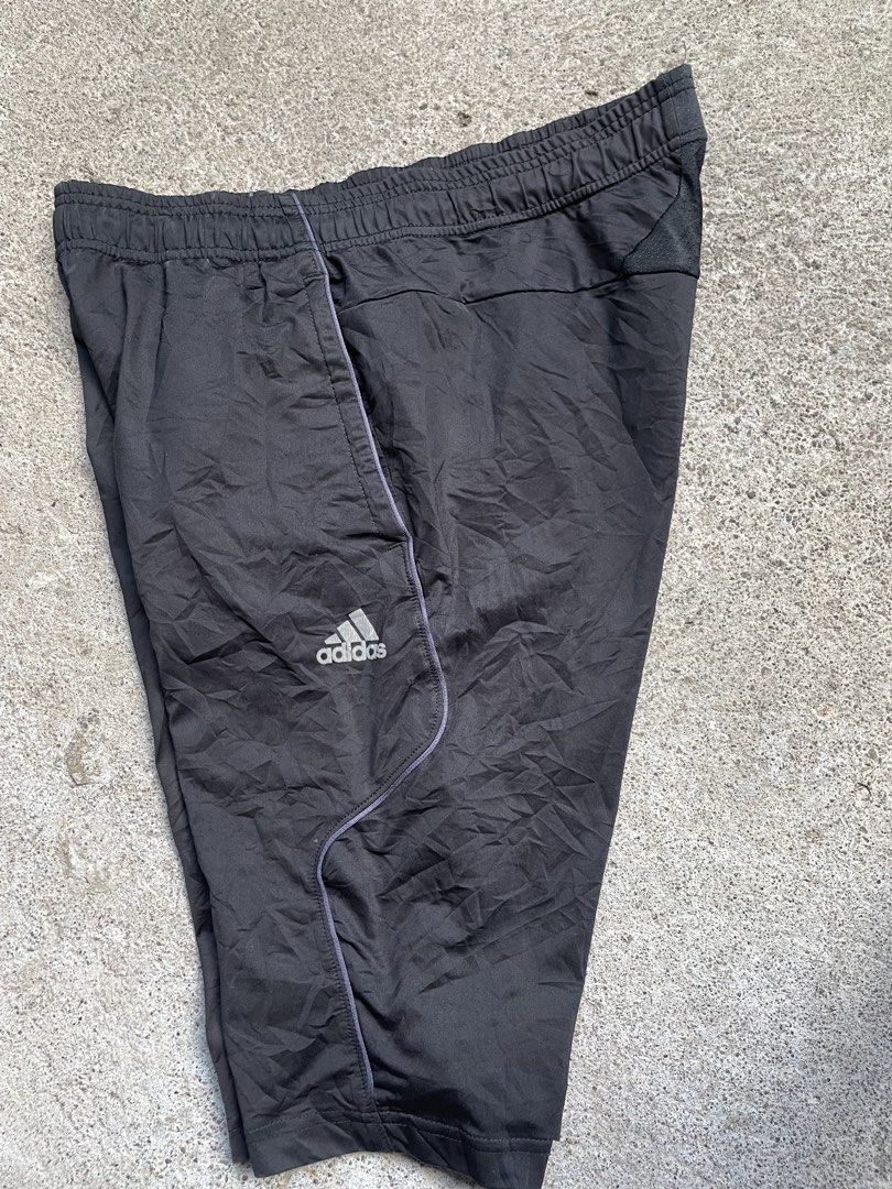 Adidas ClimaCool Black Running Shorts Size S (Category: Activewear) located in Siniloan. Submitted by rethr1ft (Listing ID 1462819201, Image 1). Description: - Adidas running shorts in classic black - Size S - ClimaCool technology keeps you cool and dry - Comfortable elastic waistband with adjustable drawstring - Convenient side pockets for essentials - Ideal for running, gym workouts, or casual wear.