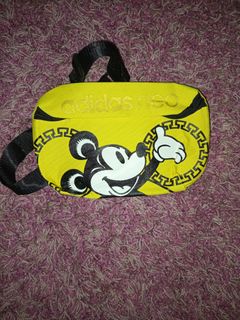 (Category: ) located in . Submitted by thriftspotting (Listing ID 1462803388, Image 1). Description: .