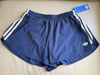 （分類：）位於 。 由 shopaholic852hkg 提交（商品編號 1462774208，圖片 1）。簡介： 。