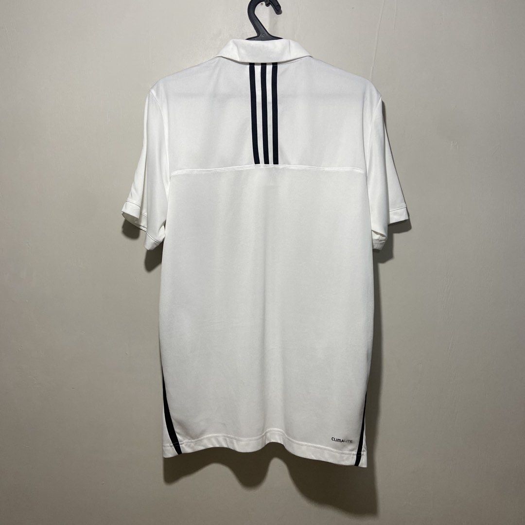 Adidas Poloshirt drifit (Category: Tshirts & Polo Shirts ) located in Cebu City. Submitted by kibinilats (Listing ID 1462766317, Image 3). Description: Adidas Poloshirt drifit Excellent condition Size Medium 21.5x29 Pm.