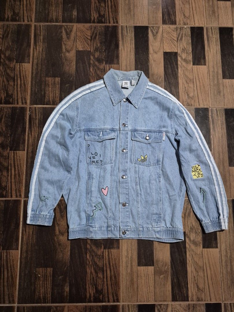 Adidas x Fiorucci Jacket (Category: Luxury Apparel) located in Tacloban City. Submitted by pascore (Listing ID 1462714977, Image 1). Description: L27W21.
