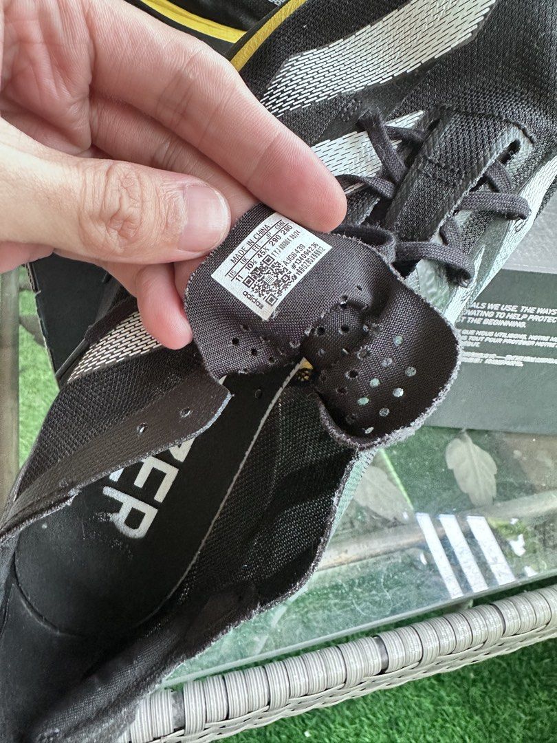 Adios Pro 3 (Category: Casual Shoes) located in Quezon City. Submitted by dexneedsit (Listing ID 1462748799, Image 3). Description: -used for 150km roughly (strava based) -some heel drags as shown but doesnt affect perforamce -clean shoes -with box rfs : unloading shoes less time to run .