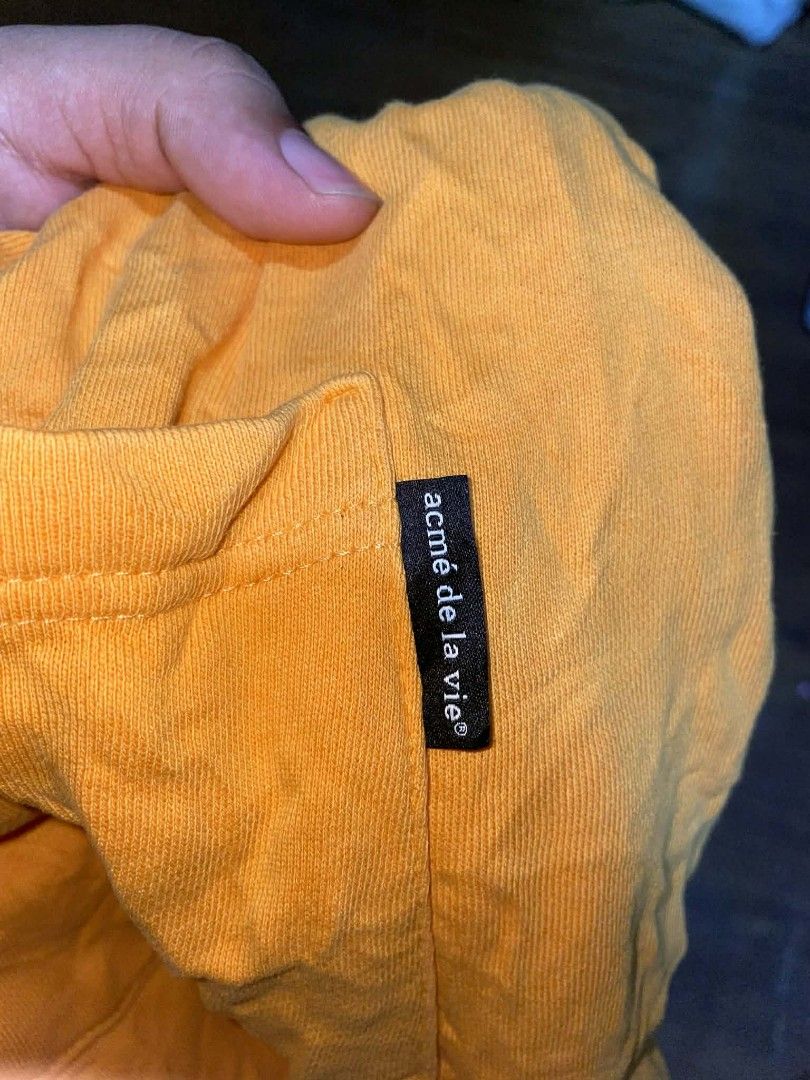 ADLV SHORT (Category: Shorts) located in Lapu Lapu. Submitted by jc.happyburdagol (Listing ID 1462769521, Image 3). Description: May maliit na hole pero maliit Lang Original / Authentic.