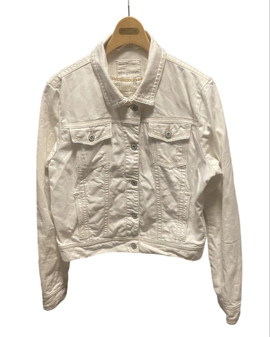 Aeropostale White Denim Jacket (Category: Coats, Jackets and Outerwear) located in San Pedro. Submitted by lifebeginsaftercoff33 (Listing ID 1462794301, Image 3). Description: - Authentic Aeropostale White Denim Jacket - Size: XL on tag - Dimes: 21 x 21 in - Material: 100% Cotton - Style: Classic trucker jacket - Features: Button closure, chest pockets - Perfect for everyday wear, easily styled up or down. - Made in Pakistan.