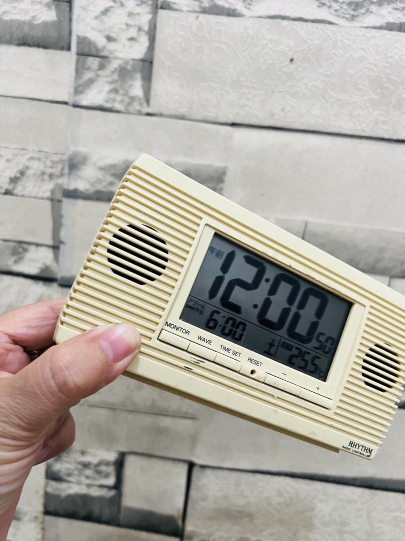 Affordable RHYTHM digital alarm clock 😍👌🏻 (Category: Clocks) located in Malolos. Submitted by afford.japan (Listing ID 1462712570, Image 3). Description: Affordable RHYTHM digital alarm clock 😍👌🏻.