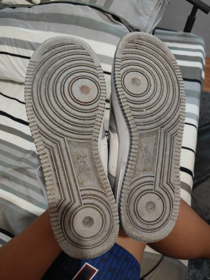 Air force 1 (Category: Sneakers) located in Manila. Submitted by hanskicks18 (Listing ID 1462722790, Image 3). Description: issues Creases Light heel drags.