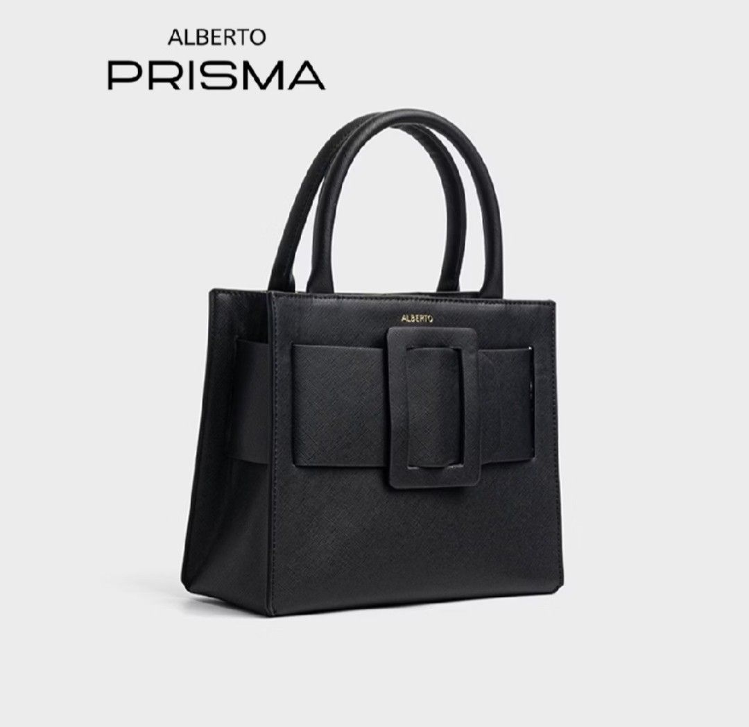 ALBERTO Hand Bag Prisma (Category: Tote Bags) located in Quezon City. Submitted by sclfxz (Listing ID 1462806959, Image 1). Description: Alberto Hand Bag Prisma Selling for ₱1,800 ONLY ✨ (Negotiable) 😊 Original Price at ₱2,499 💸 • This is a Store Bought Bag 💯 Get nyo na mga sisssyyy ☺️ Condition: Good as New 🫶🏻 Inclusions: - Body Strap - Dust Bag RFS: Decluttering Bags 🥹.