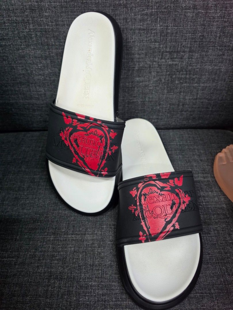 Alexander Mcqueen Slides (Category: Slippers & Slides) located in General Trias. Submitted by rb_collezione (Listing ID 1462830388, Image 2). Description: .