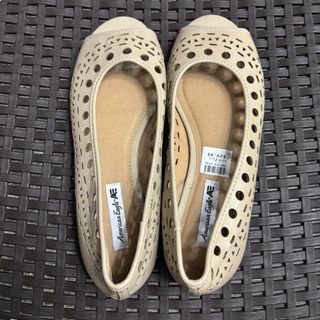 (Category: ) located in . Submitted by decluttercloset_niks (Listing ID 1462875872, Image 1). Description: .