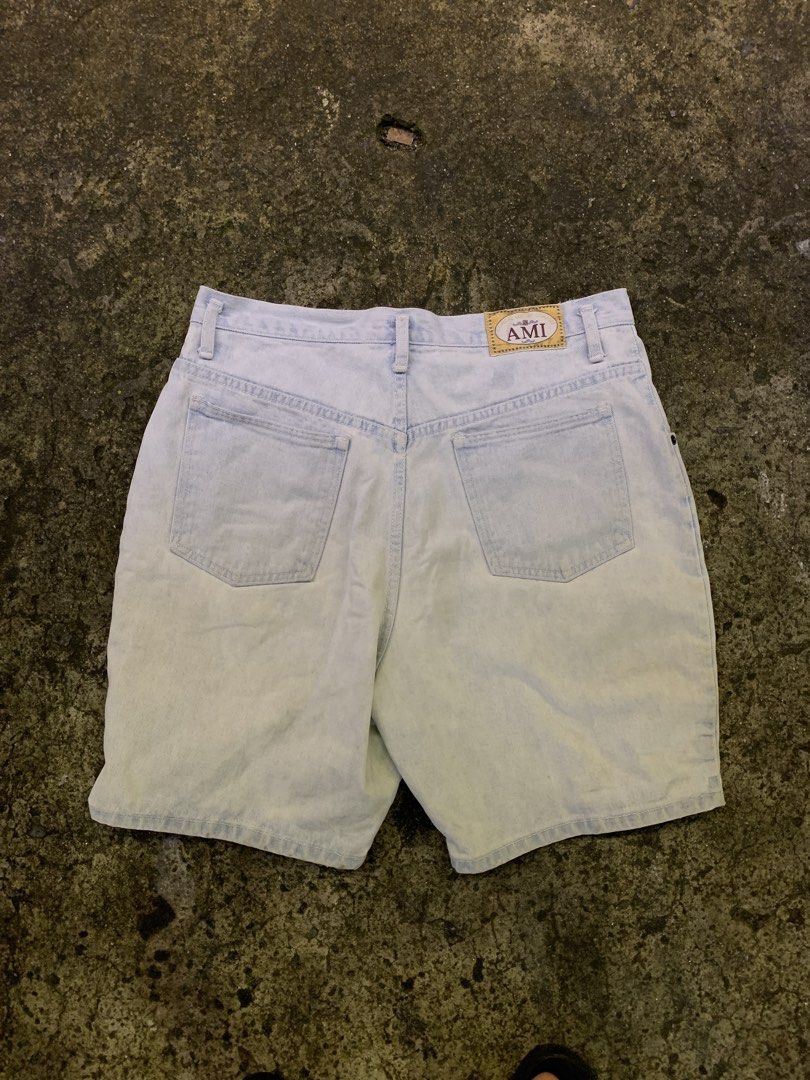 AMI Light Wash Denim Shorts (Category: Shorts) located in Manila. Submitted by thrift2mnla (Listing ID 1462812948, Image 3). Description: - Brand: AMI - Style: Light wash denim shorts - Fit: Relaxed fit - Features: Classic five-pocket style, button and zip fly closure - Occasion: Great for casual wear - Condition: Please check photos for details.