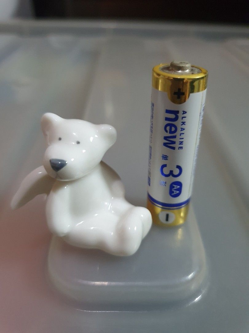 Angel Bear Ceramic figure (Category: Other Home Decor) located in Quezon City. Submitted by collectionneursonline88 (Listing ID 1462879907, Image 1). Description: 🔄 Meetups Balintawak Camachile 7/11 Quezon City 🛵 Shipping : - Lalamove ( except Provincial) - Flash Express - GogoExpress - LBC 📥 Payment : cash on meetups Gcash.