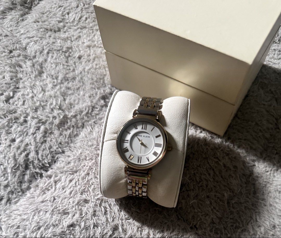 💯 authentic Anne klein two tone watch (gold/silver) (Category: Women's Watches) located in Cavite. Submitted by chicfinds.slay (Listing ID 1462767645, Image 2). Description: ✨💯authentic anne klein ✨w/box ✨personal collection ready to declutter ✨good as new w/extra battery/for face dimes same as 5peso coin for reference ✨feel free to message me for more details I’m hearing offers also 😊 ✨photos when worn Were zoom 2times .