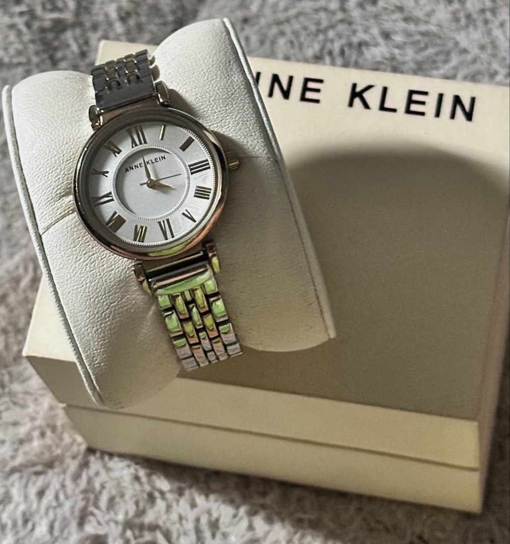 💯 authentic Anne klein two tone watch (gold/silver) (Category: Women's Watches) located in Cavite. Submitted by chicfinds.slay (Listing ID 1462767645, Image 1). Description: ✨💯authentic anne klein ✨w/box ✨personal collection ready to declutter ✨good as new w/extra battery/for face dimes same as 5peso coin for reference ✨feel free to message me for more details I’m hearing offers also 😊 ✨photos when worn Were zoom 2times .